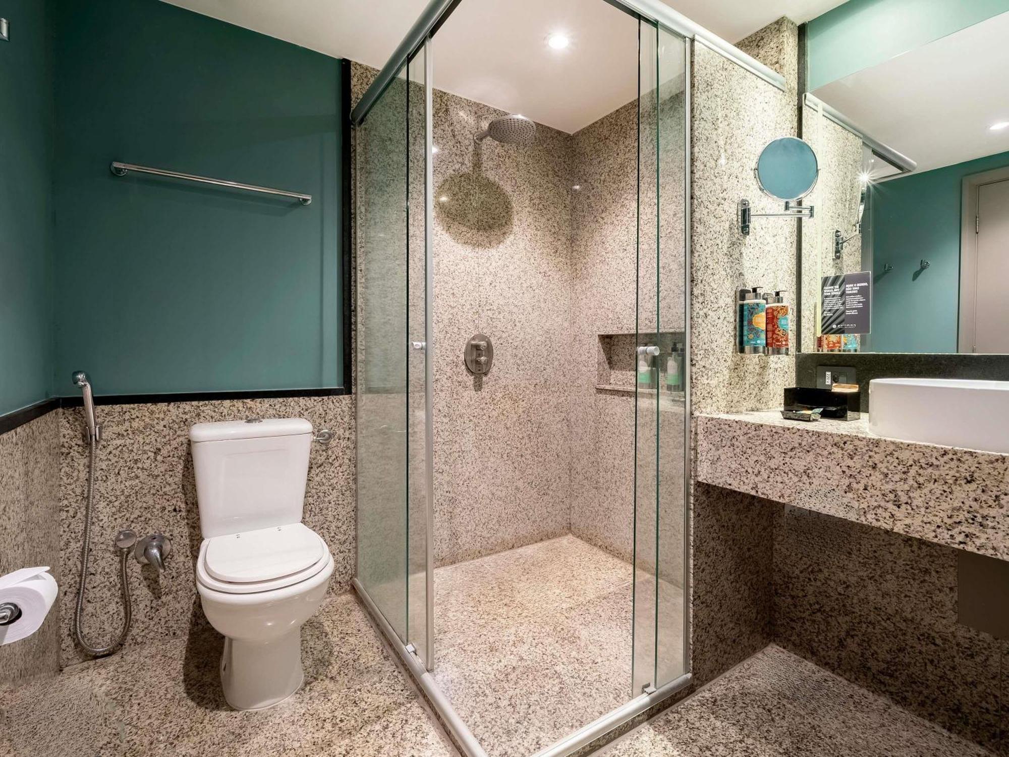 Executive King Room Executive Lounge Access